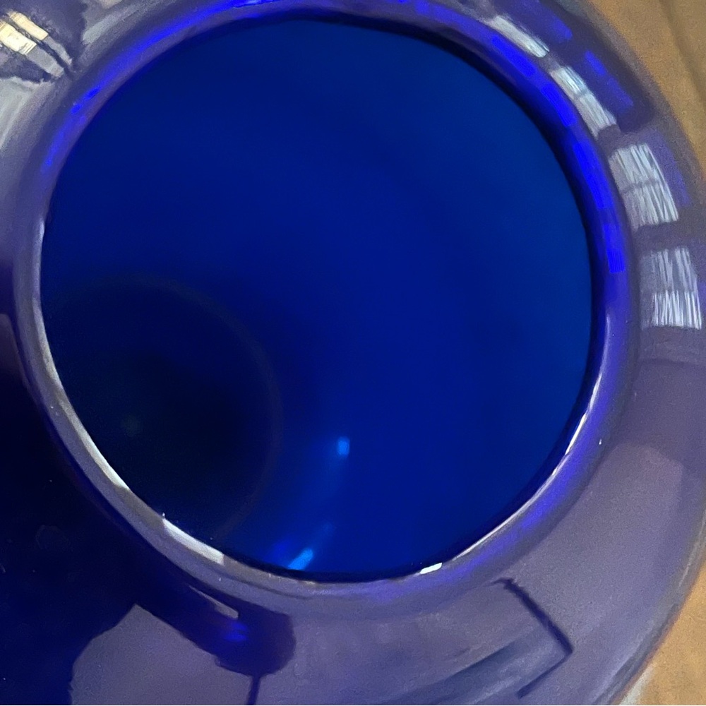 Blenko Don Shepherd Sapphire Blue Pill Vase 8016 Art Glass Approx 11” to 11.25” - Picture 15 of 16